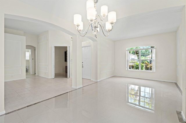 8891 Via Tuscany Drive, Boynton Beach, FL 33472