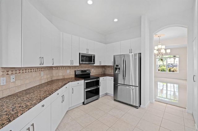 8891 Via Tuscany Drive, Boynton Beach, FL 33472