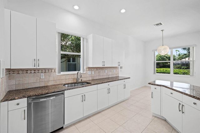 8891 Via Tuscany Drive, Boynton Beach, FL 33472