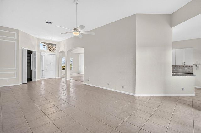 8891 Via Tuscany Drive, Boynton Beach, FL 33472
