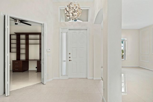 8891 Via Tuscany Drive, Boynton Beach, FL 33472