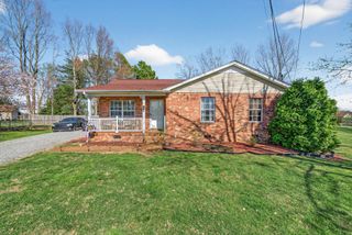 104 Ezell Ct, Portland, TN 37148