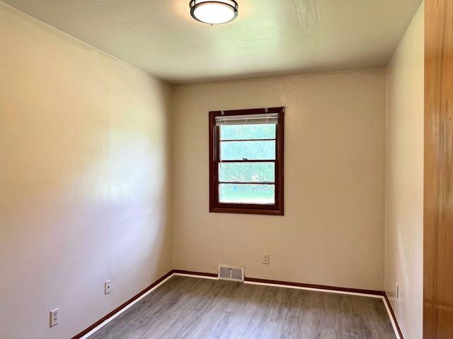 517 E Fisher Street, Carbondale, IL 62901