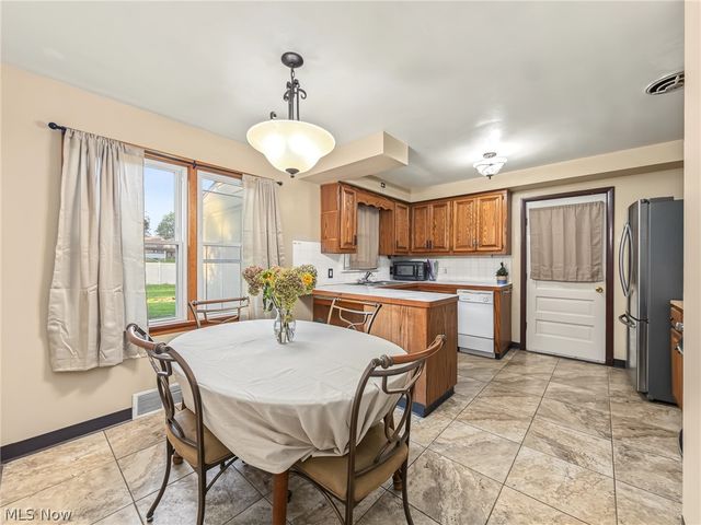 553 Judith Lane, Struthers, OH 44471