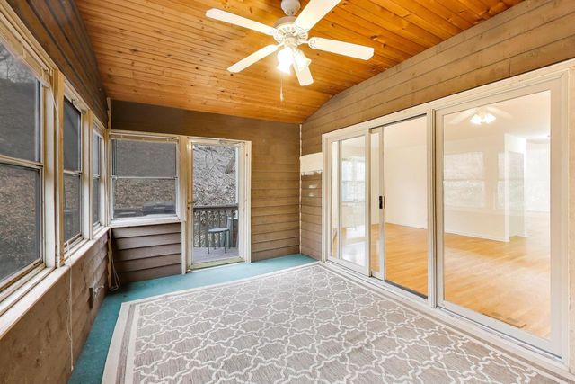 325 N Water Street 325, Batavia, IL 60510