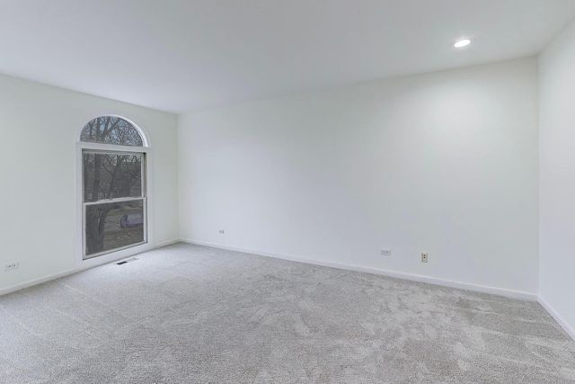 325 N Water Street 325, Batavia, IL 60510