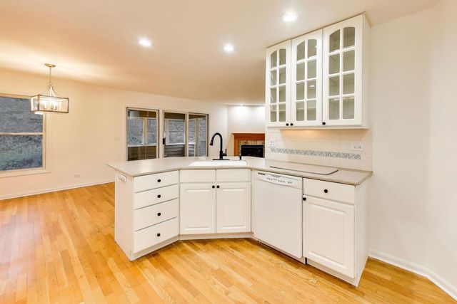 325 N Water Street 325, Batavia, IL 60510