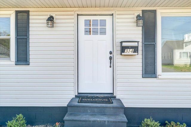 314 White ST, Salem, VA 24153
