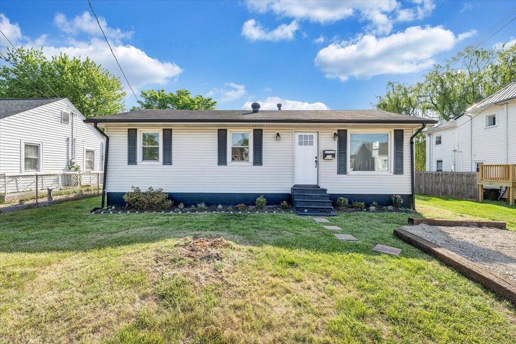 314 White ST, Salem, VA 24153