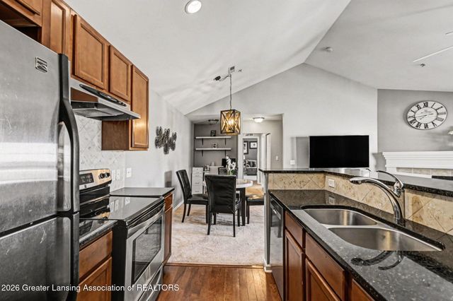 617 Worthington Drive, Lansing, MI 48906