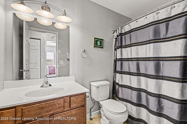 617 Worthington Drive, Lansing, MI 48906