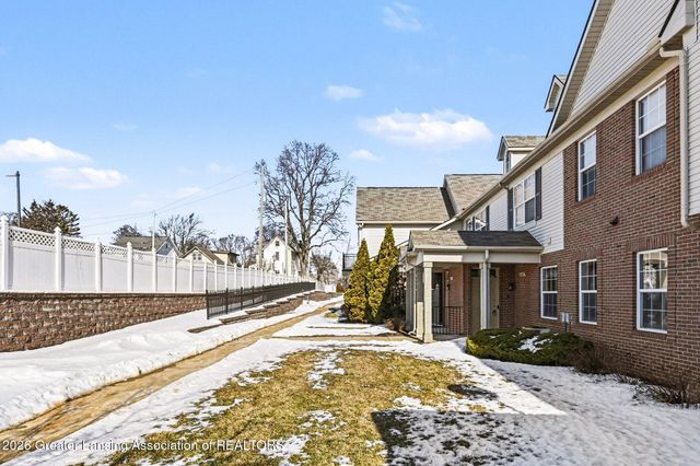 617 Worthington Drive, Lansing, MI 48906