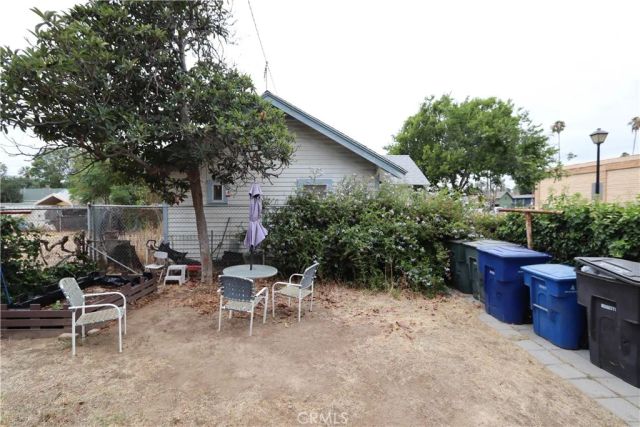 3907 Chestnut Street, Riverside, CA 92501