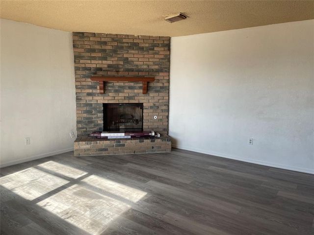 7611 NW 113th Place, Oklahoma City, OK 73162