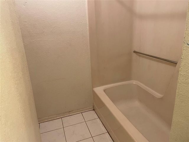 7611 NW 113th Place, Oklahoma City, OK 73162