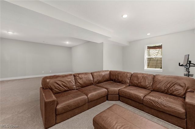 9235 Ledge View Terrace, Broadview Heights, OH 44147