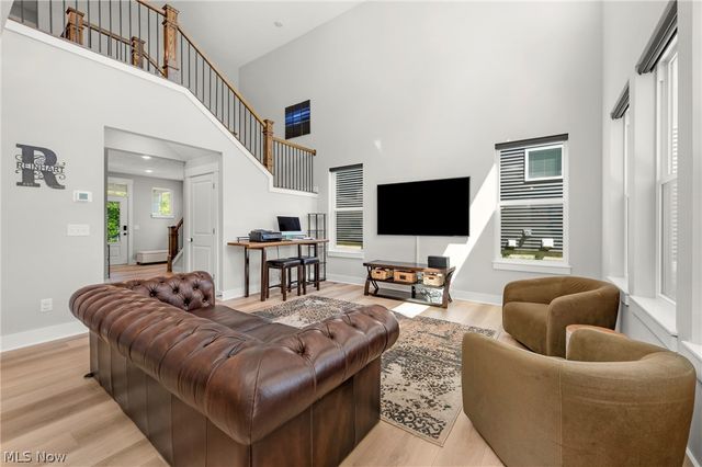 9235 Ledge View Terrace, Broadview Heights, OH 44147