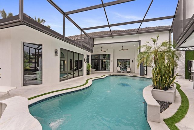 10563 Stonebridge Boulevard, Boca Raton, FL 33498