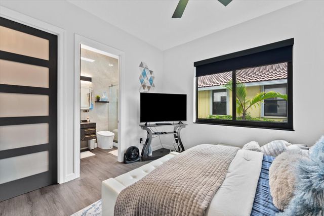 10563 Stonebridge Boulevard, Boca Raton, FL 33498