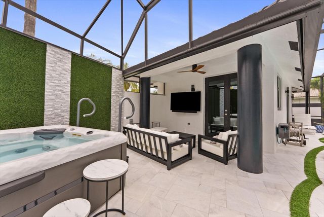 10563 Stonebridge Boulevard, Boca Raton, FL 33498
