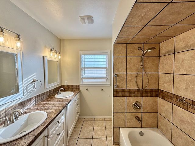 1214 E 18th St, Big Spring, TX 79720