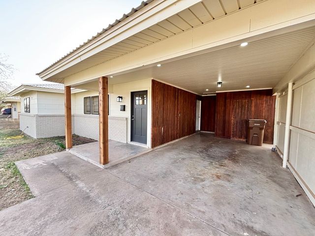 1214 E 18th St, Big Spring, TX 79720