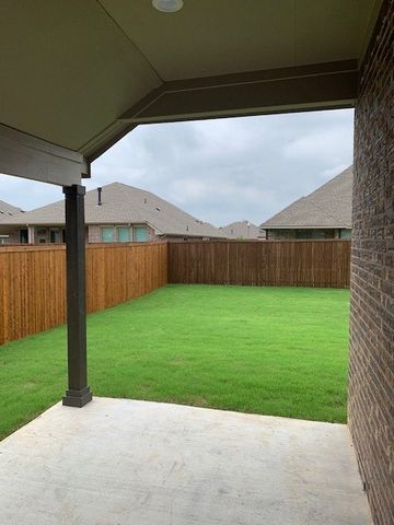 2617 Dancing Flame Drive, Denton, TX 76201