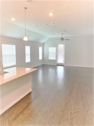 2617 Dancing Flame Drive, Denton, TX 76201