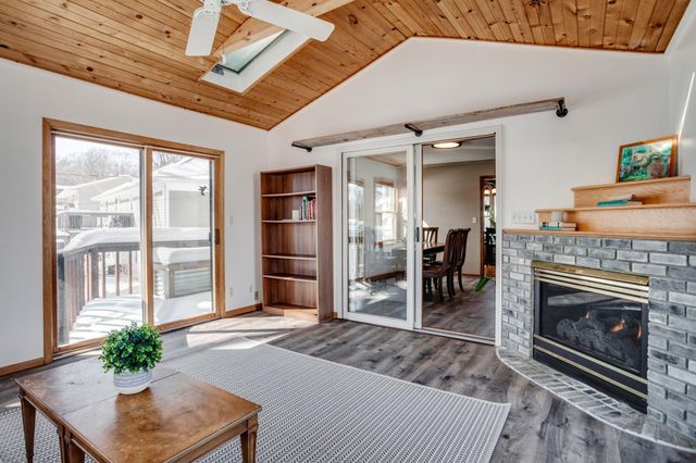 2722 Vale Crest Road, Crystal, MN 55422