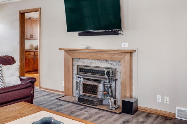 2722 Vale Crest Road, Crystal, MN 55422