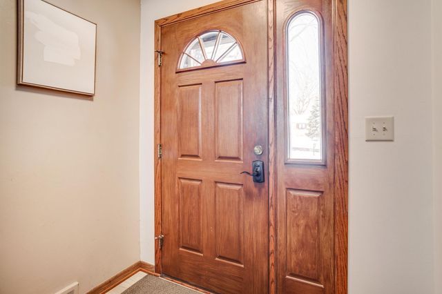 2722 Vale Crest Road, Crystal, MN 55422