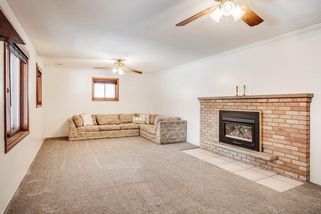 2722 Vale Crest Road, Crystal, MN 55422