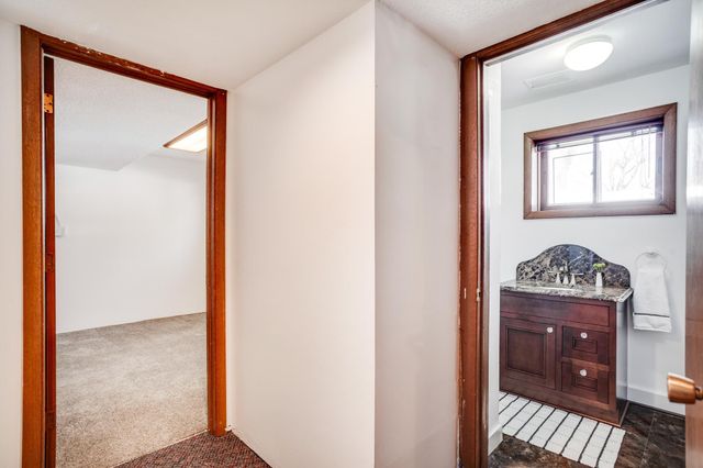 2722 Vale Crest Road, Crystal, MN 55422