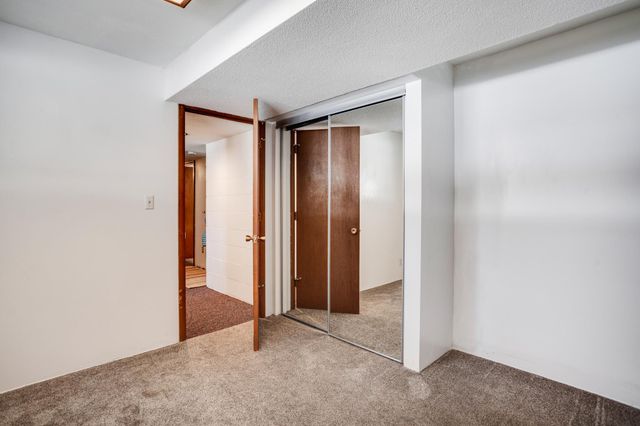 2722 Vale Crest Road, Crystal, MN 55422