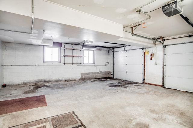 2722 Vale Crest Road, Crystal, MN 55422