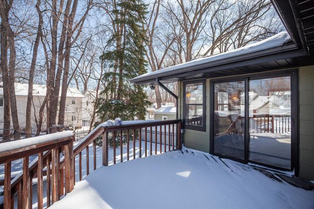 2722 Vale Crest Road, Crystal, MN 55422