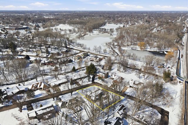 2722 Vale Crest Road, Crystal, MN 55422