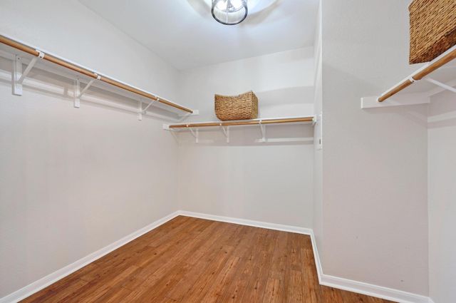 400 Tobin DR, Buda, TX 78610