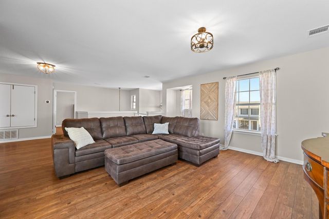 400 Tobin DR, Buda, TX 78610