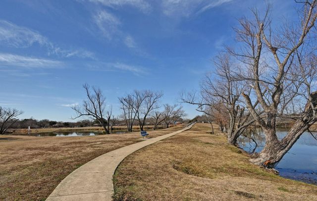 400 Tobin DR, Buda, TX 78610