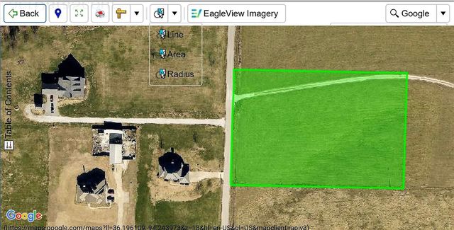 1440 Ardemagni Road, Tontitown, AR 72762