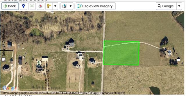 1440 Ardemagni Road, Tontitown, AR 72762