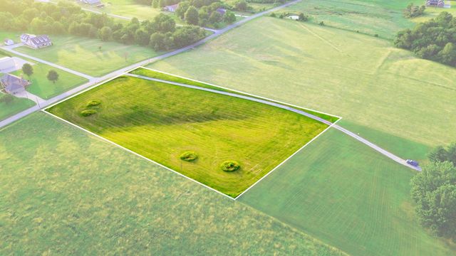 1440 Ardemagni Road, Tontitown, AR 72762