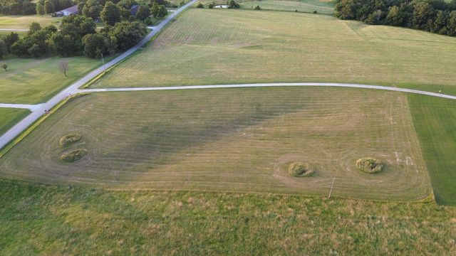 1440 Ardemagni Road, Tontitown, AR 72762