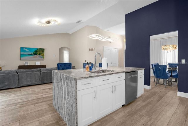 420 DOLCETTO DRIVE, Davenport, FL 33897