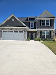 66 Orwell Drive, Fletcher, NC 28732