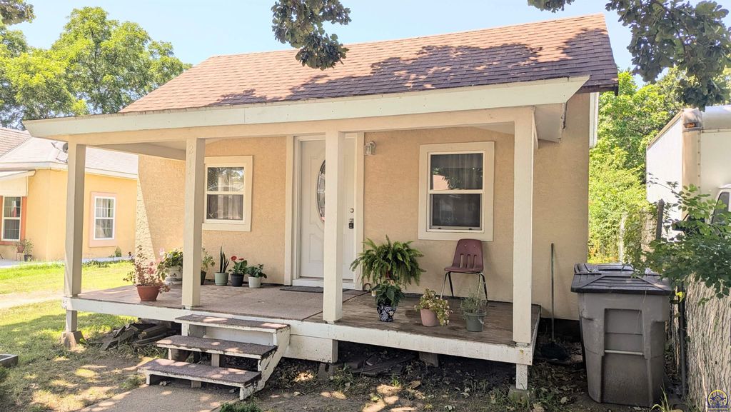 217 S Merchant, Emporia, KS 66801