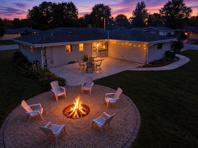 W244N6546 Westchester DRIVE, Sussex, WI 53089