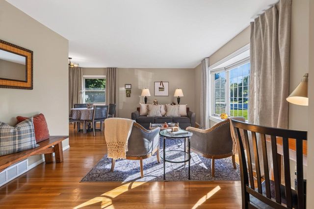 W244N6546 Westchester DRIVE, Sussex, WI 53089