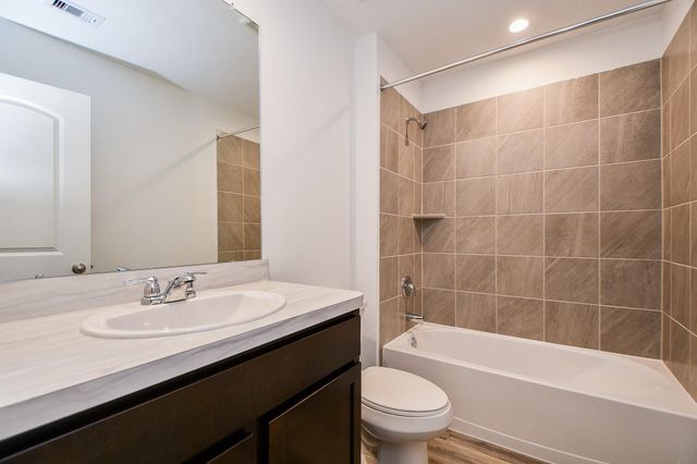 2015 Sable Hollow Drive, Houston, TX 77067